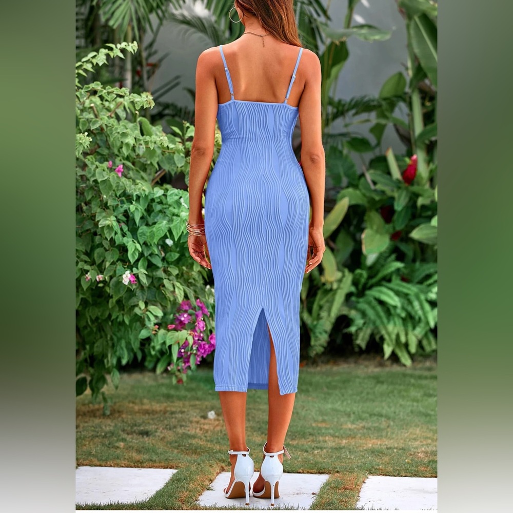 Chic Blue Sleeveless Maxi Dress - Picture 3 of 5